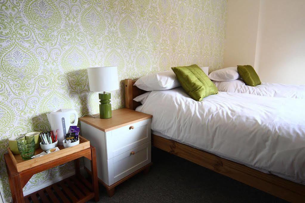 The Windsor Castle Inn Lye Dış mekan fotoğraf