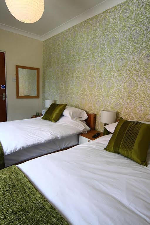 The Windsor Castle Inn Lye Dış mekan fotoğraf